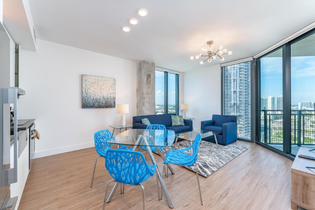 Global Luxury Suites Miami Worldcenter Buitenkant foto